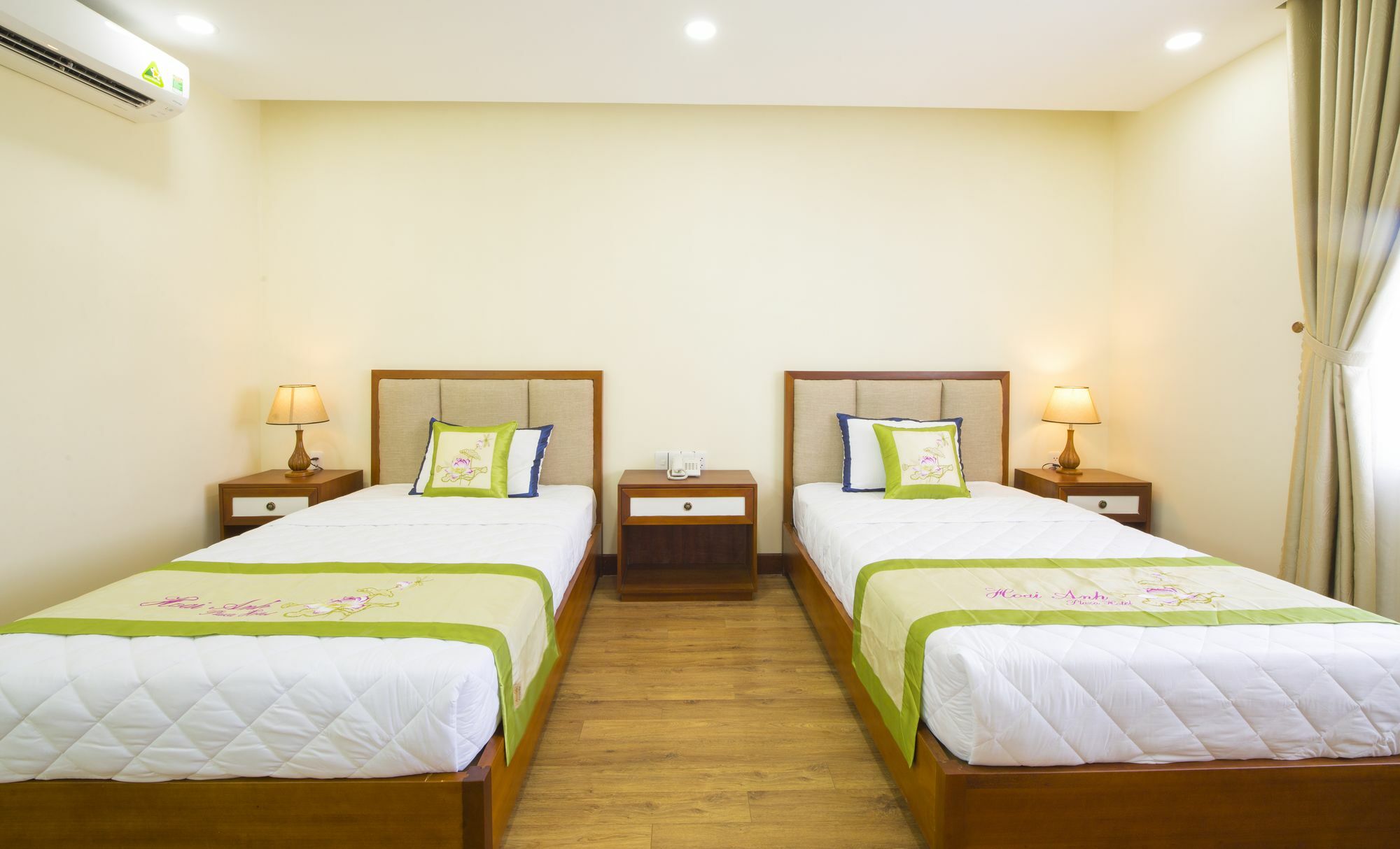 Hoai Anh Plaza Hotel Danang Exterior photo
