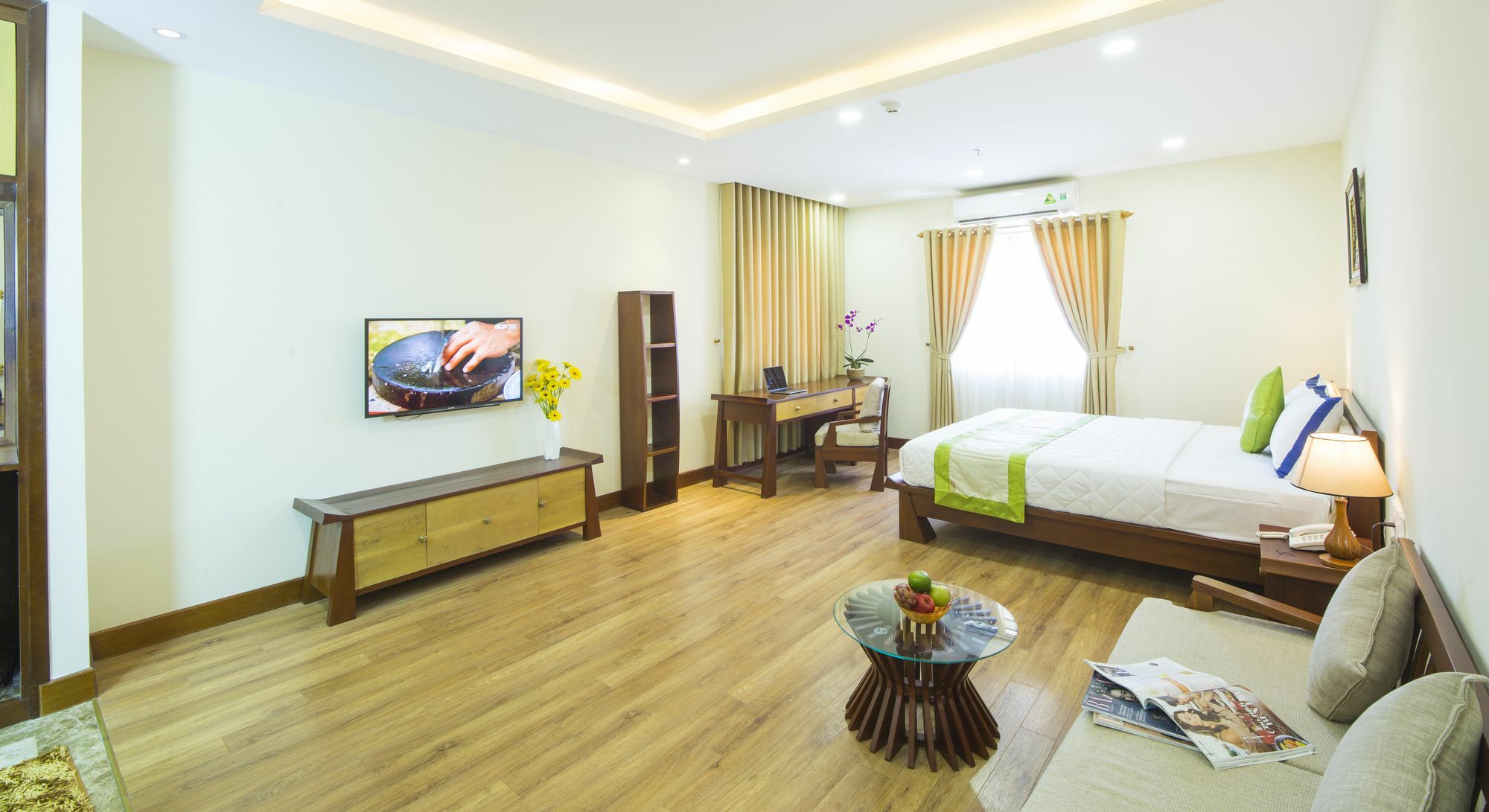 Hoai Anh Plaza Hotel Danang Exterior photo